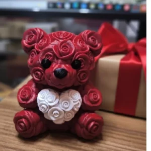 10 cm 3D Kalp Tutan Ayıcık Dekoratif Sevgililer Günü Hediyesi