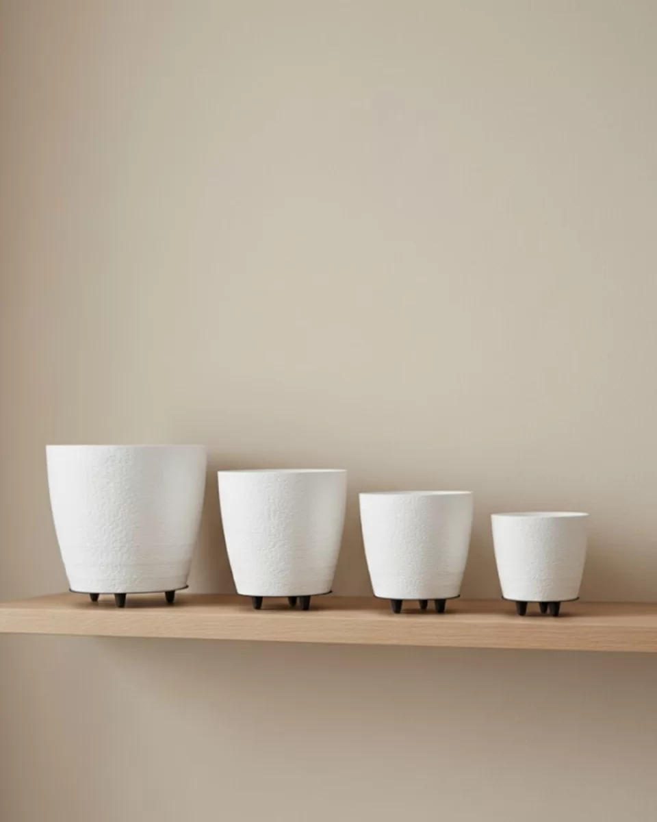 4’lü 3D Beyaz Dekoratif Vazo Seti Modern Ayaklı Şık Saksı Takımı