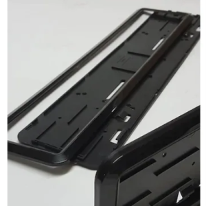 Plaka Alti Geçmeli Parlak Siyah Adet