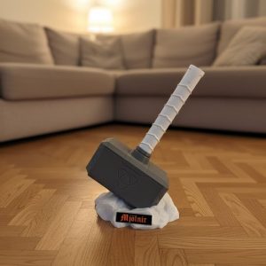 Thor’un Çekici Dekoratif Süs Güçlü ve İkonik Tasarım 20x34 cm